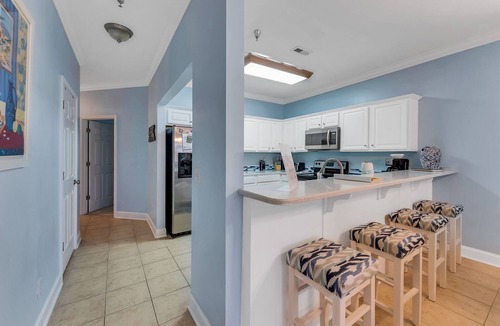 Jasper Condo | Duncan Bridge 332 - Lots of seating on the balcony for enjoying lake views morning and night!