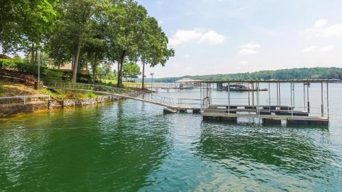 Jasper House | Duskin Point Retreat - Near Duskin Point Marina