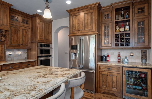 Appleton House | EAA AirVenture 2026! BUSINESS trips.room to land a HELICOPTER!