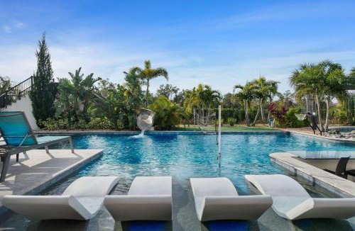 Reunion House | Eagle Cove
