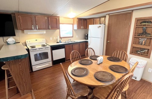 Sondheimer House | Eagle Lake Escape - lakefront - private lot
