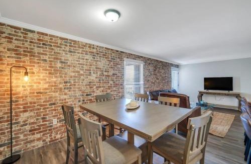 Statesboro Apartment | Eagle's Nest - Spacious Loft Downtown - Near GSU