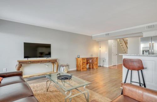 Statesboro Apartment | Eagle's Nest - Spacious Loft Downtown - Near GSU