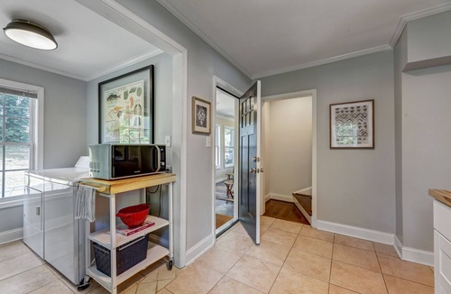 East Lake House | East Lake Bungalow with Home Office - Family Friendly, Pet Friendly