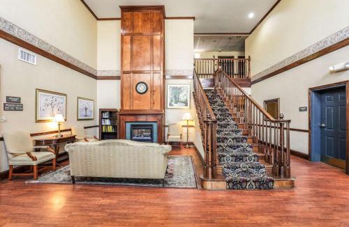 Marianna Hotel | Econo Lodge Inn & Suites Marianna South