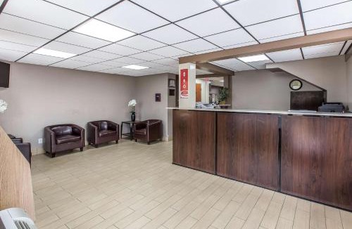 Savannah Hotel | Econo Lodge Savannah Midtown