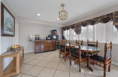 Thomaston Hotel | Econo Lodge Thomaston