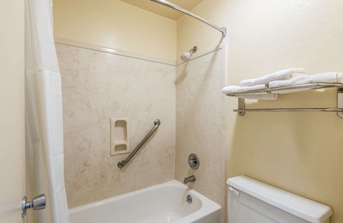 Vicksburg Hotel | Econo Lodge Vicksburg