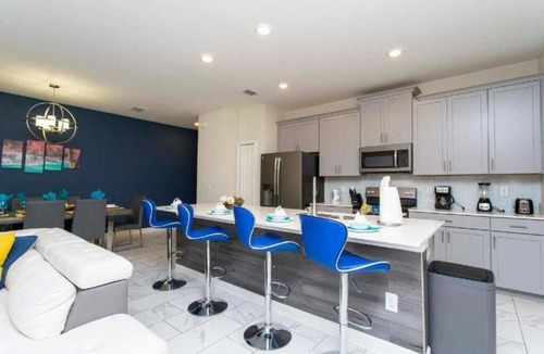 Davenport Resort | Elegant 4BR Oasis Resort Villa near Disney - Pool, BBQ & Pet friendly