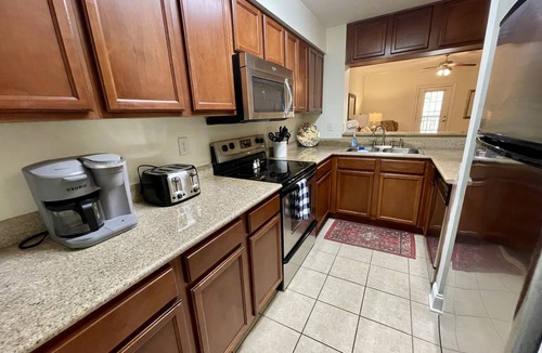 Tuscaloosa Condo | Elephant's Den - Book Now!