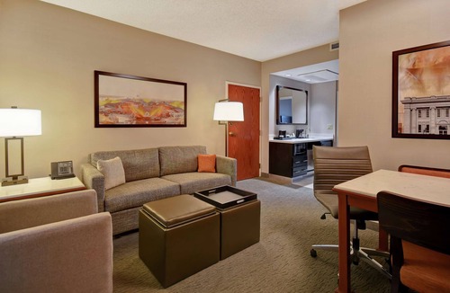 Little Rock Hotel | Embassy Suites Little Rock