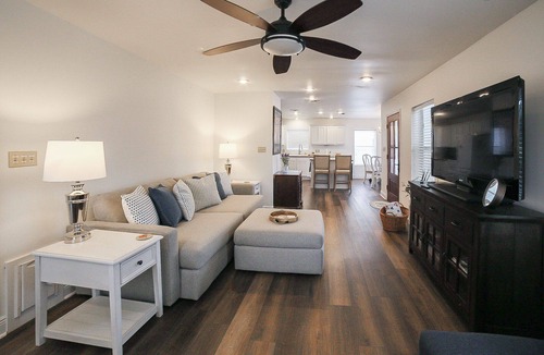 Old Town House | Ember Beach ~ charming cottage close to beaches