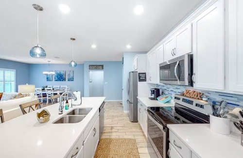 Ono Island Villa | Emerald Escape 4BR/4BA Villa, Beach Club, Lost Key Golf & Beach