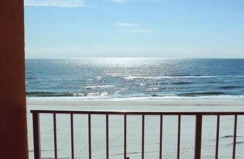 Orange Beach Condo | EMERALD SKYE - BEAUTIFUL GULF FRONT CONDO & CLOSE TO EVERYTHING IN ORANGE BEACH!