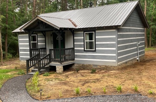 Mentone Cabin | Enchanted - 1 BR Cabin Near Mentone, AL and Desoto State Park