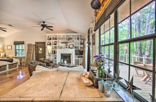 Kiln Apartment | Enchanting 'Whitney Cabin' w/Beach & Creek!