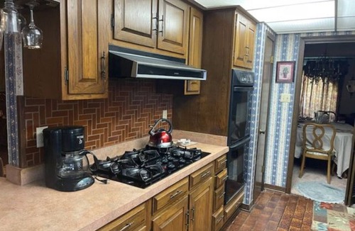 Old Aurora House | Enjoy a Delicious Summer While Staying in this Lovely Home in Enchanting NOLA!
