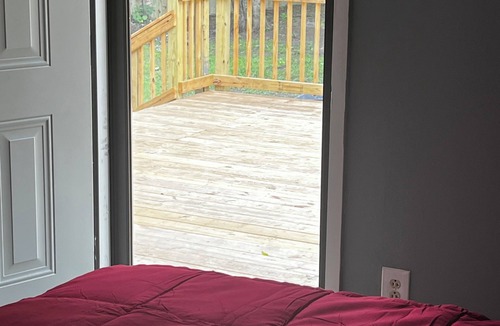 Birmingham House | Enjoyable 3-bedroom house with AC in charming Birmingham