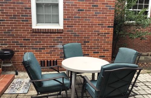 Augusta House | Enjoyable house with AC in Augusta - 2 bedrooms, perfect getaway.