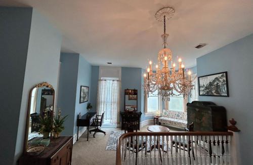 Roanoke Bed & Breakfast | Enloe House Lodging & Events