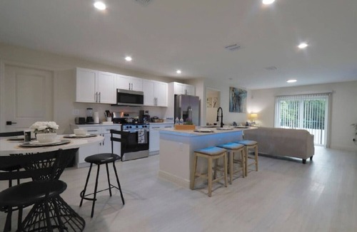 DeLand House | Entire House in Deland