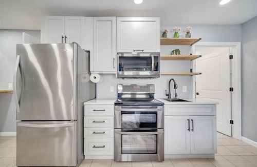 Deltona Lakes House | Entire House - Lovely Vacation House with Hot Tub