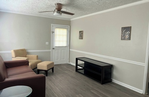 Forsyth Apartment | Entire Unit A - Golden Bell-2BR