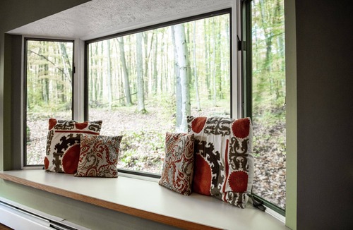 Harbor Springs House | Exceptional Modern Meets Cabin Home Near Ski Resorts, Harbor Springs & Petoskey