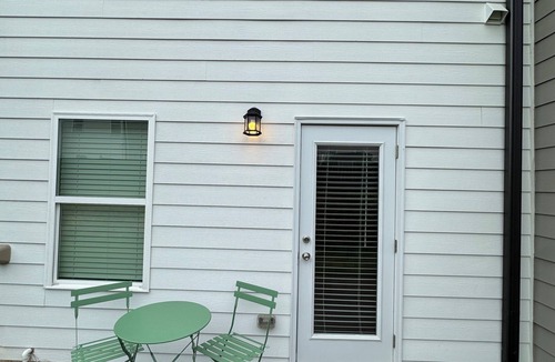 Villa Rica House | Executive 3BR Townhome, Sleeps 6, Near I-20
