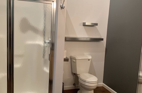 Meridianville Apartment | Executive Industrial Apartment at the Huntsville Executive Airport.