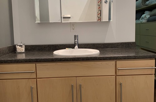 Meridianville Apartment | Executive Industrial Apartment at the Huntsville Executive Airport.