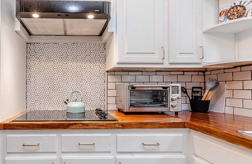 Fondren House | Executive Retreat in Fondren