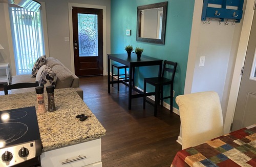 Gresham Park House | Experience Atlanta living near Zoo Atlanta - 9min drive