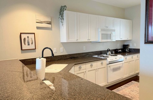 Bay Harbor Condo | Experience luxury in Maritime Suite 209, Bay Harbor, with 2 beds and stunning amenities.