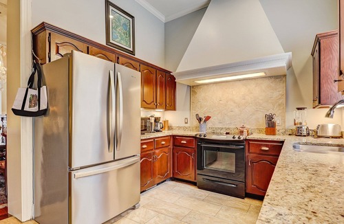 Historic District - North House | Exquisite Estate on Broughton Street!