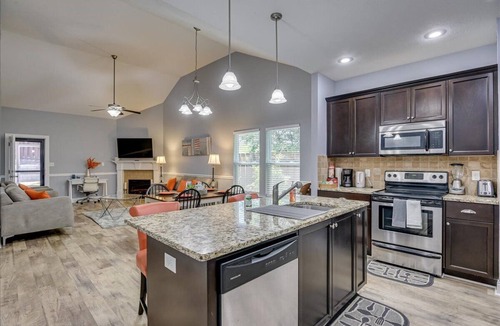 Grovetown House | Exquisite Living: Beautifully Designed Home in Prime Location