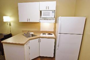 Lake Mary Hotel | Extended Stay America Suites - Orlando - Lake Mary - 1036 Greenwood Blvd