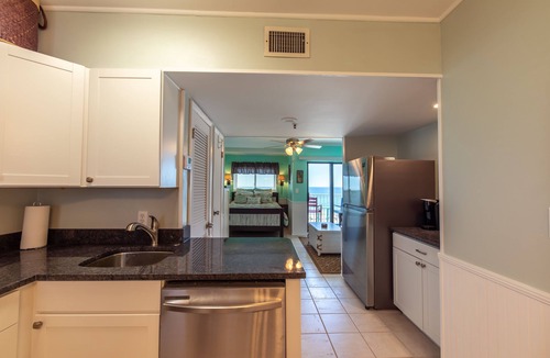 Fort Morgan Resort | Fabulous Gulf Front Corner Sunsuite! Indoor Pool! Apr 12-18, is Available!