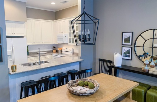 Jacksons' Gap House | Fabulous Lake Martin Townhome with Private Dock & Boat Ramp - 30 min from Auburn