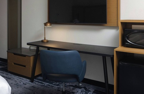 Norton Shores Hotel | Fairfield Inn and Suites by Marriott Muskegon Norton Shores