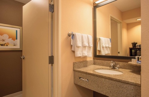 Columbus Hotel | Fairfield Inn & Suites by Marriott Columbus