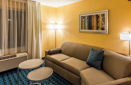 Saraland Hotel | Fairfield Inn & Suites by Marriott Mobile Saraland