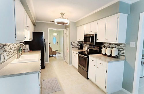 Daphne House | FAIRHOPE, DAPHNE, DOWN TOWN MOBILE & BEACHES! OWNER LOVED, MANAGED, AND CLEANED!