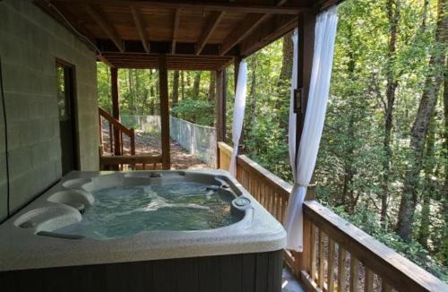 Blue Ridge House | Falling Leaf