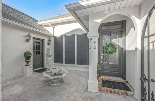 Torbert House | False River Lakefront Home with 2 King Master Suites & Private Pier