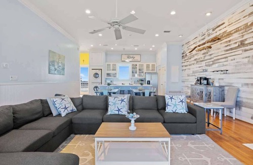 Dauphin Island House | Family Beachfront 5BR Home On Dauphin Island, Hot Tub!