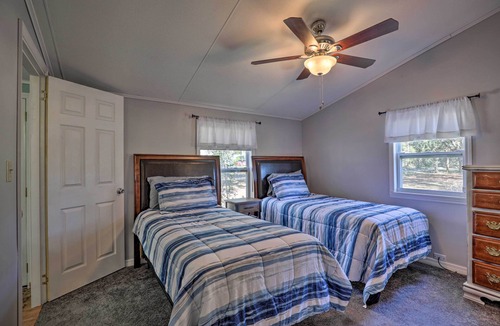 Interlachen House | Family Florida Lake House: Private Screened Porch