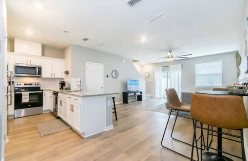 St. Augustine House | Family Friendly- King Bed -New -Clean -15 min to downtown
