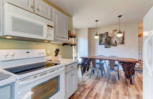 Ellijay Cabin | Family-Friendly Cabin, Fully-Fenced w/ResortAccess