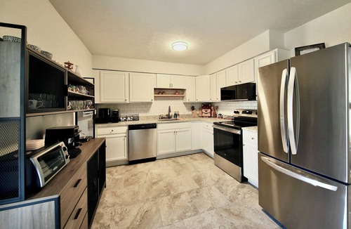 Covington House | Family-Friendly Covington Escape w/Fenced Backyard, Full Kitchen & Coffee Bar